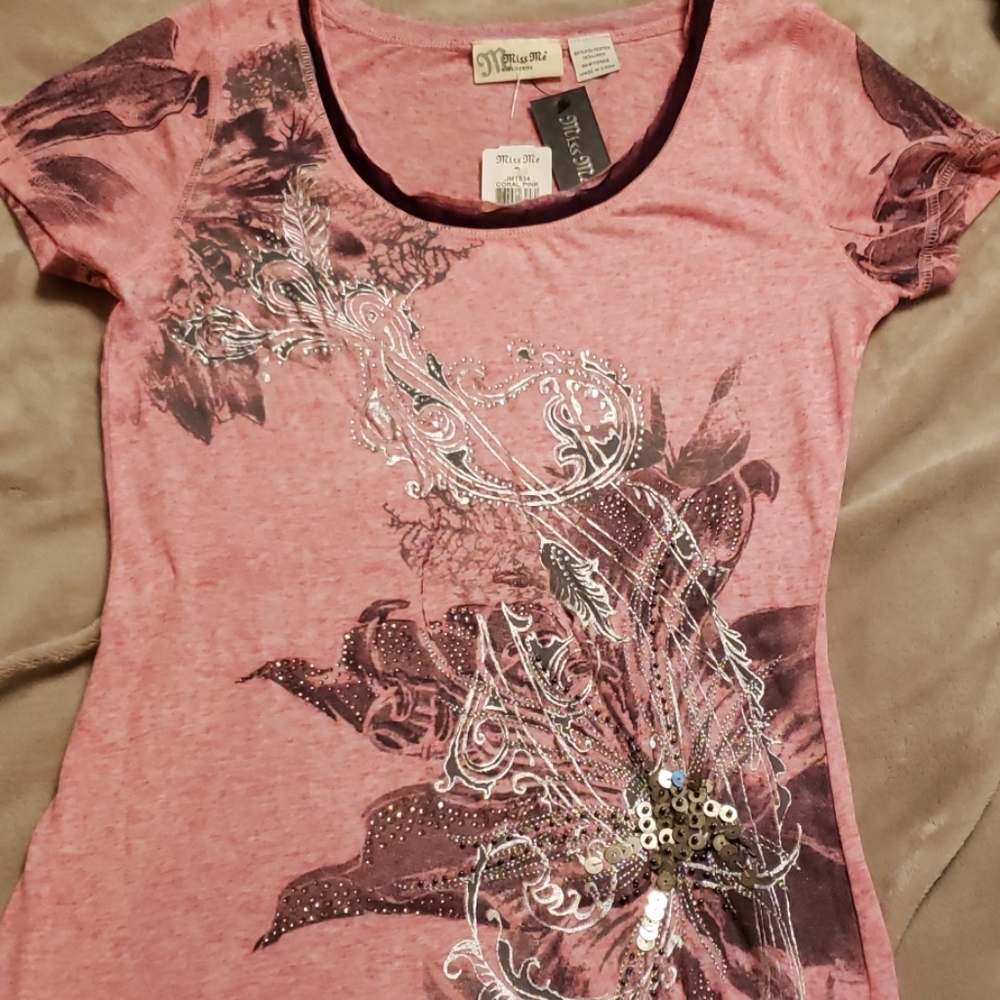 Pink blouse with beaded flower designs